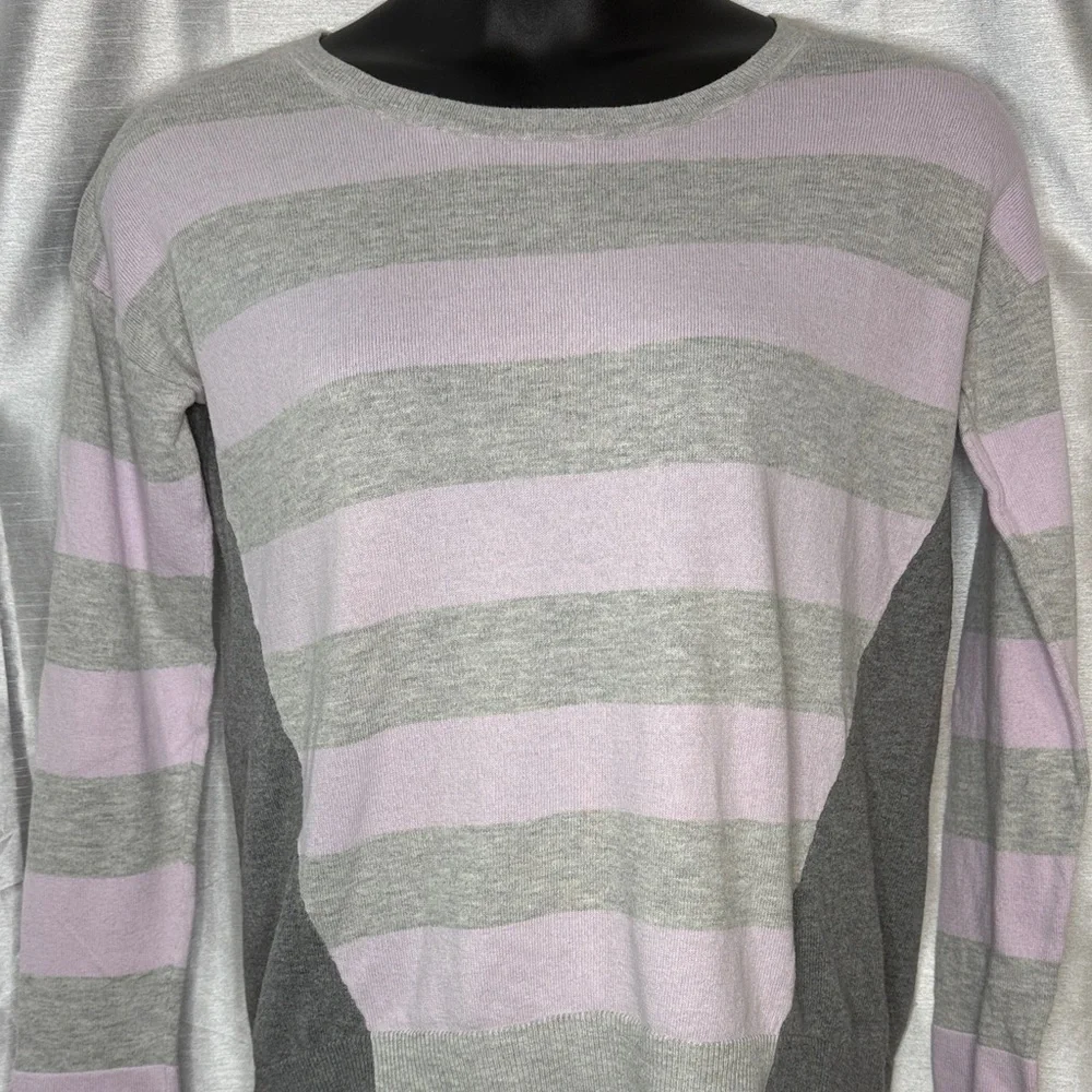 Banana Republic Sweater Y2K Stripe Gray Pink Scoop Neck Women’s M Long Sleeve